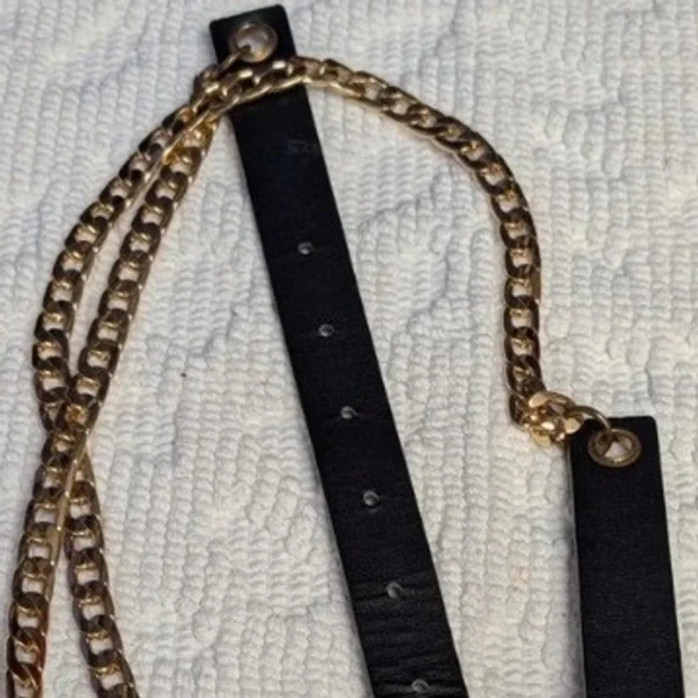 Juicy Couture Black‎ Faux Leather Gold Chain Skinny Belt Oval Buckle